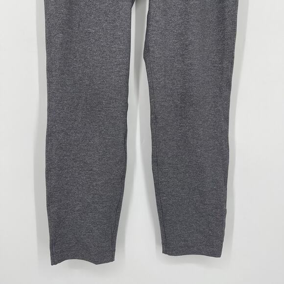 Lululemon On The Fly Woven 27" Size 6 in Heathered Black - Picture 5 of 8